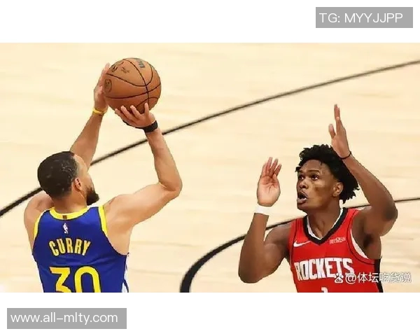 勇士火箭激战背后揭示的潜力球员与战术调整分析