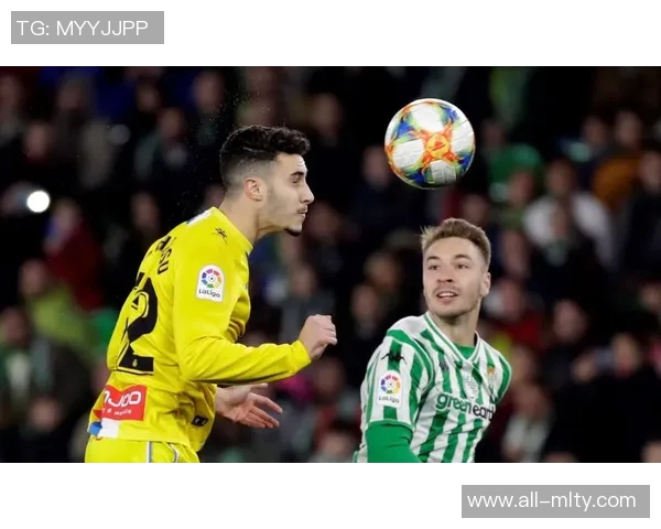 苏牙与巴尔特拉同场竞技胜率满分巴尔特拉幽默邀请其加盟贝蒂斯